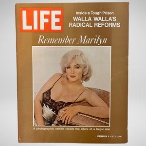 Collectible Original LIFE Magazine with Marilyn Monroe Cover from 1972